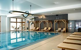 Artus Resort